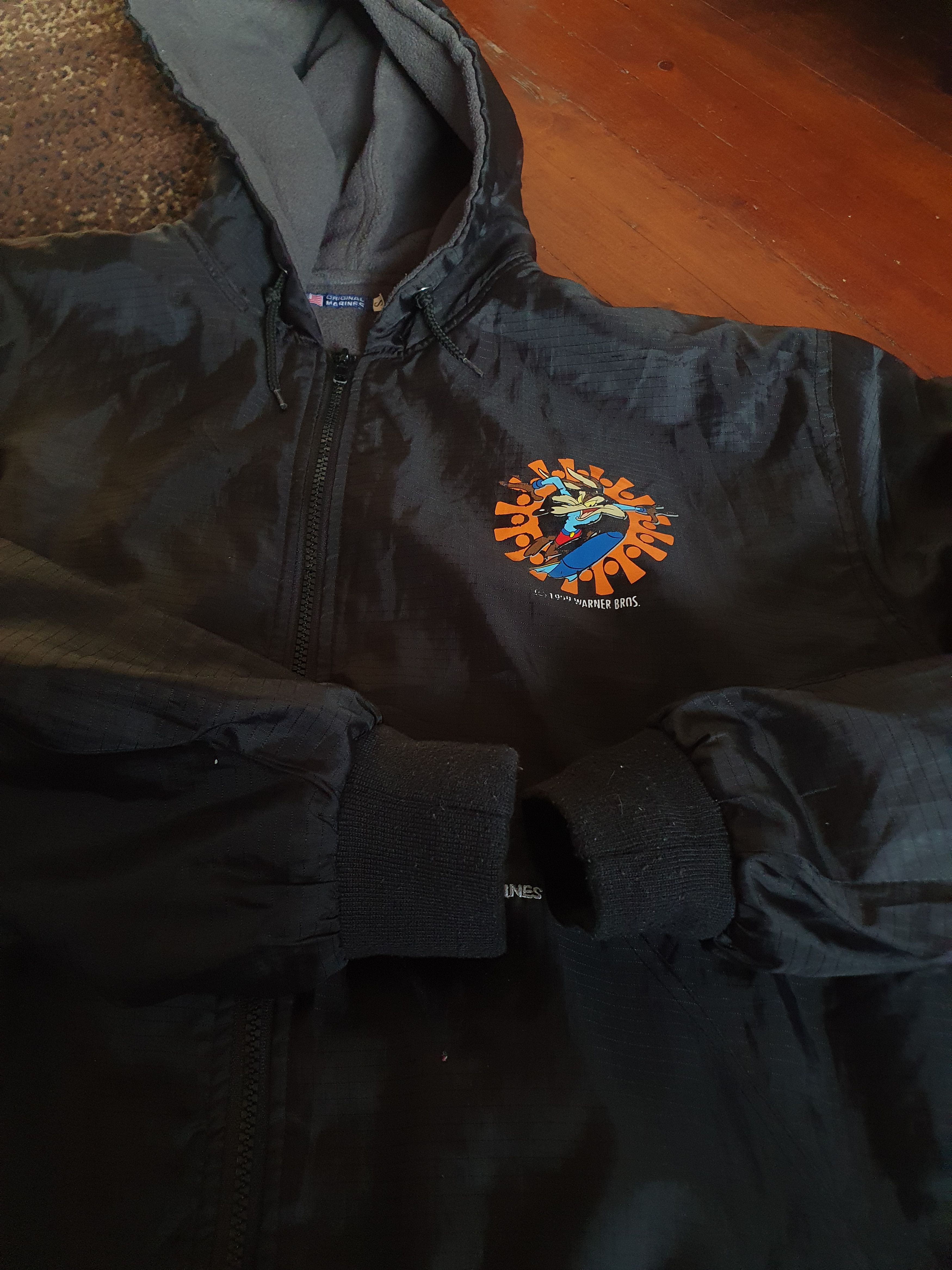 Vintage × Warner Bros Mil-Looney-Um Looney Tunes Warner Bros 1999 jacket,sz S Size US S / EU 44-46 / 1 - 11 Thumbnail