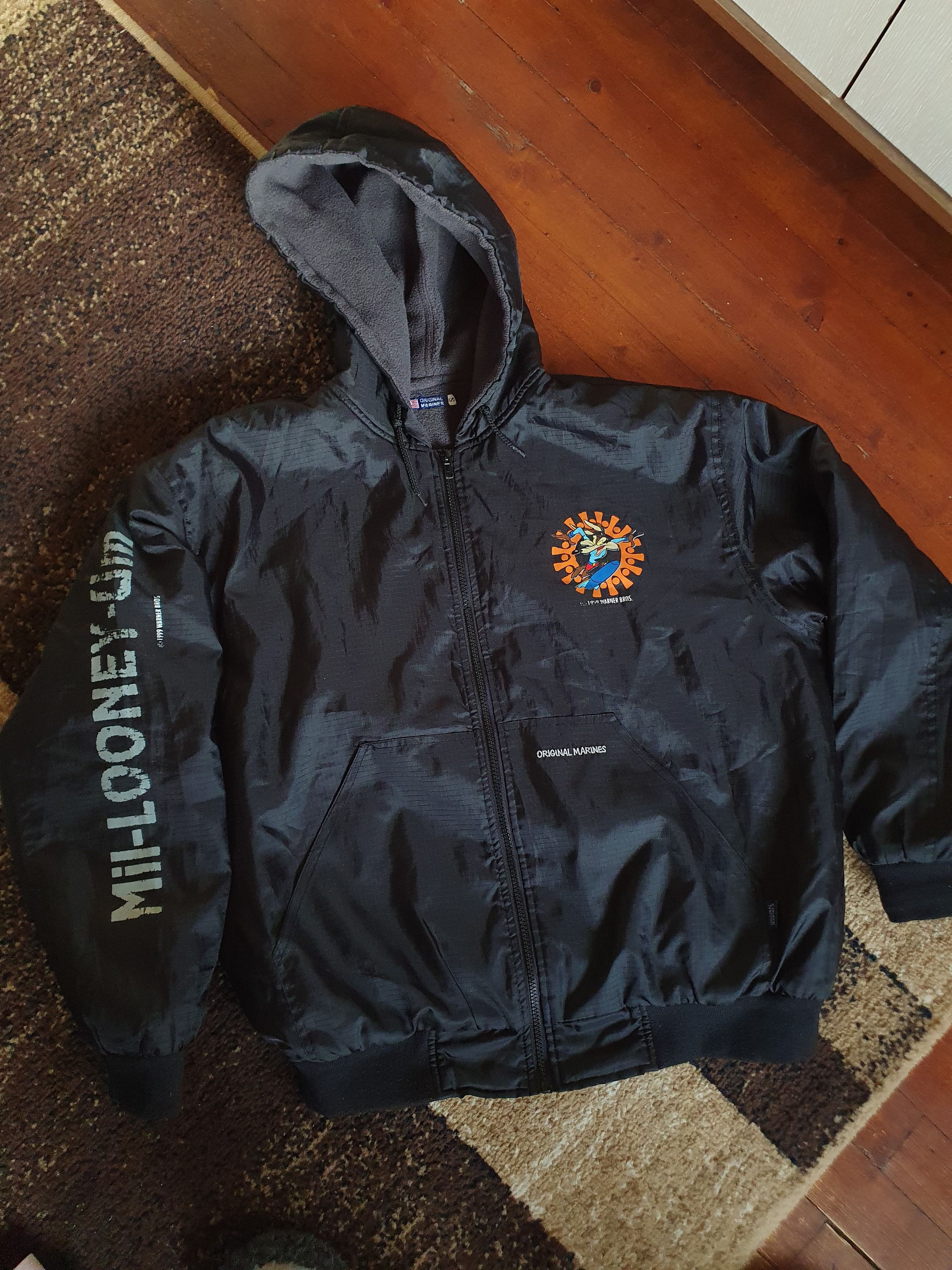Vintage × Warner Bros Mil-Looney-Um Looney Tunes Warner Bros 1999 jacket,sz S Size US S / EU 44-46 / 1 - 4 Thumbnail