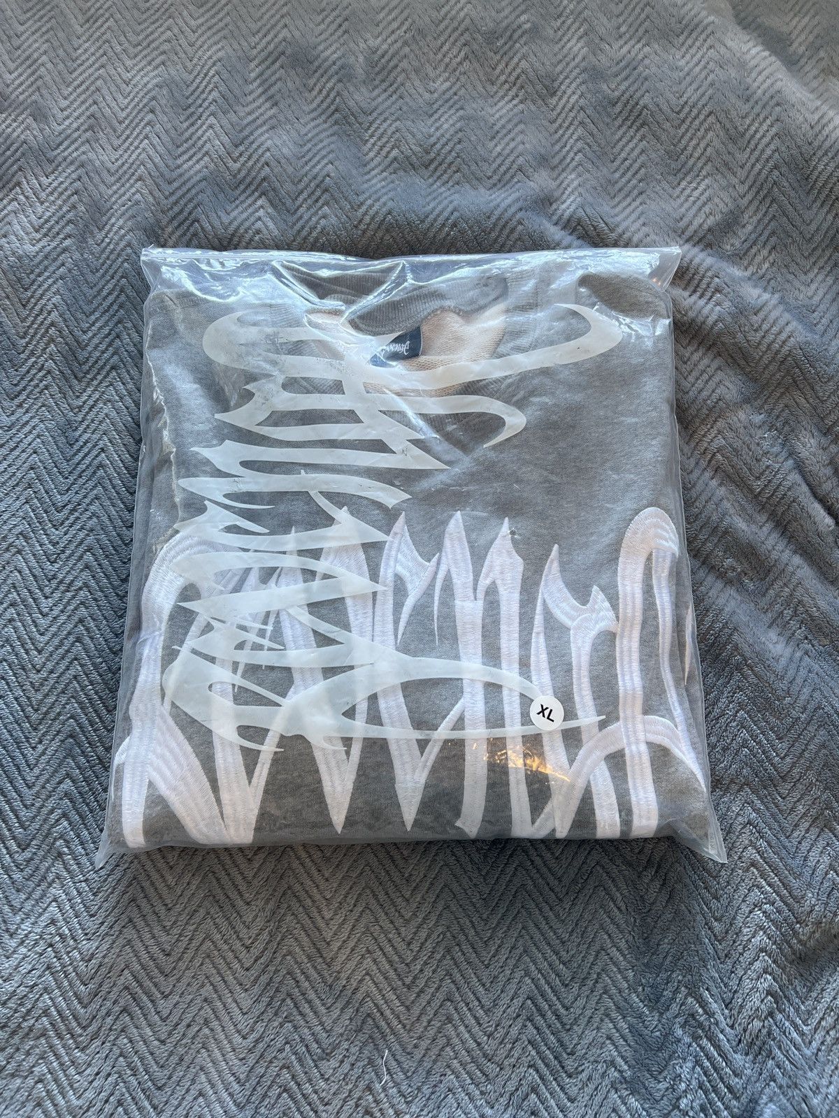Revenge Revenge Grey "LOGO" Embroidered Crewneck Size US XL / EU 56 / 4 - 6 Thumbnail