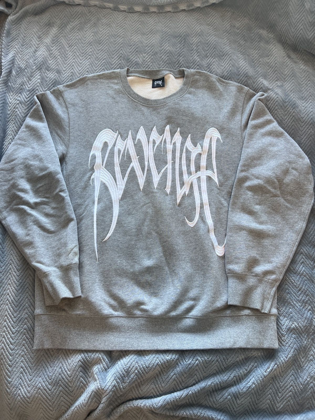 Revenge Revenge Grey "LOGO" Embroidered Crewneck Size US XL / EU 56 / 4 - 1 Thumbnail