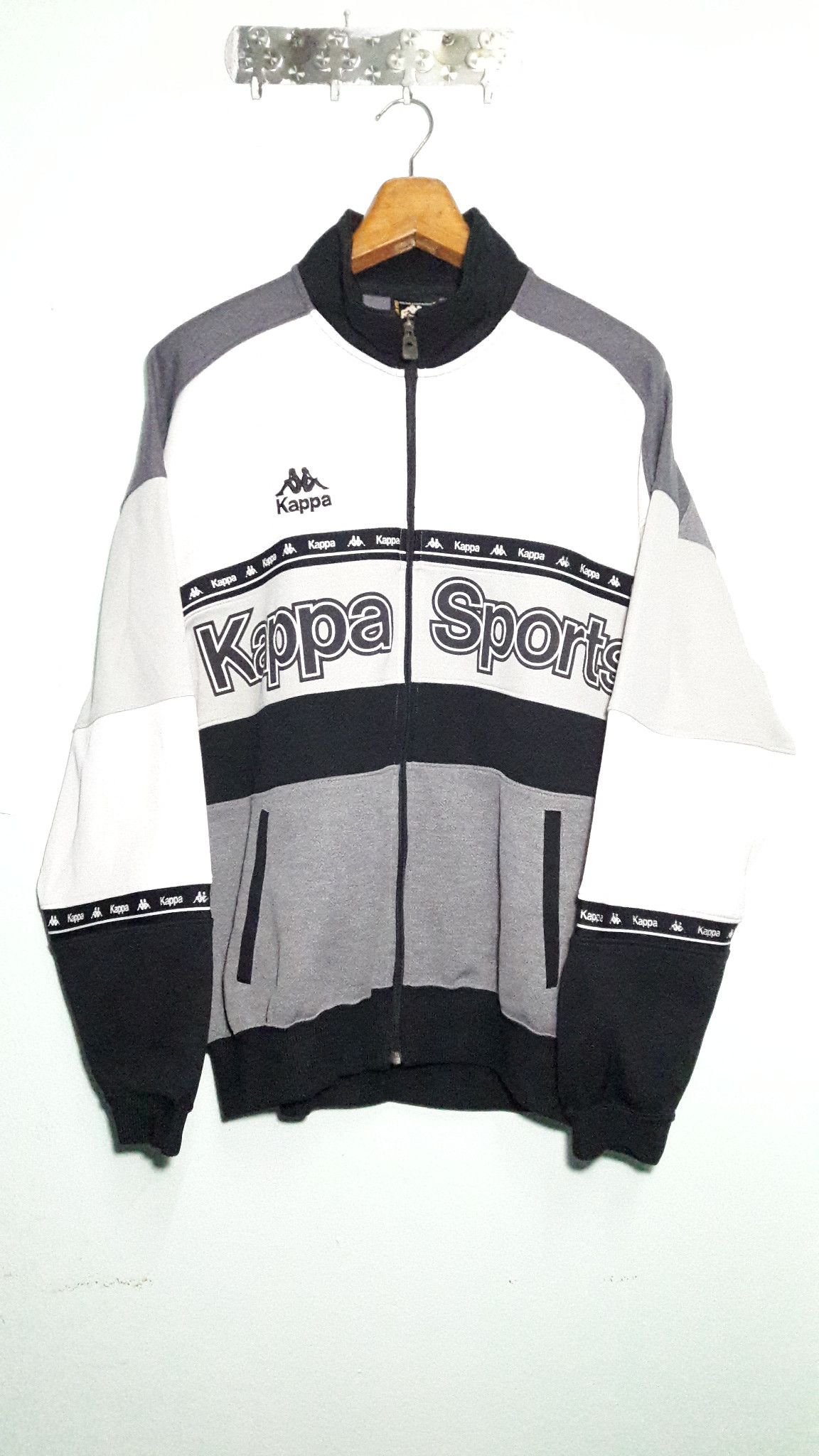 Kappa Vintage 90s Kappa Track Jacket big logo streetwear sports Size US L / EU 52-54 / 3 - 1 Thumbnail