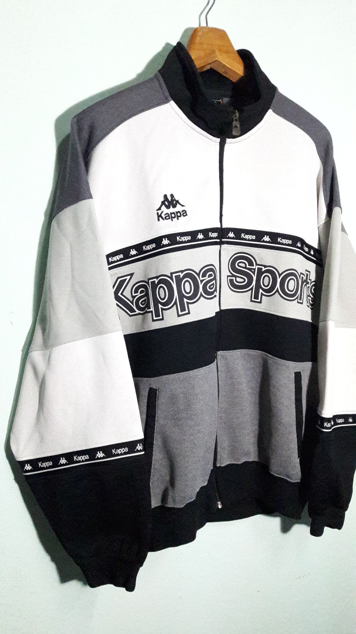 Kappa Vintage 90s Kappa Track Jacket big logo streetwear sports Size US L / EU 52-54 / 3 - 7 Thumbnail