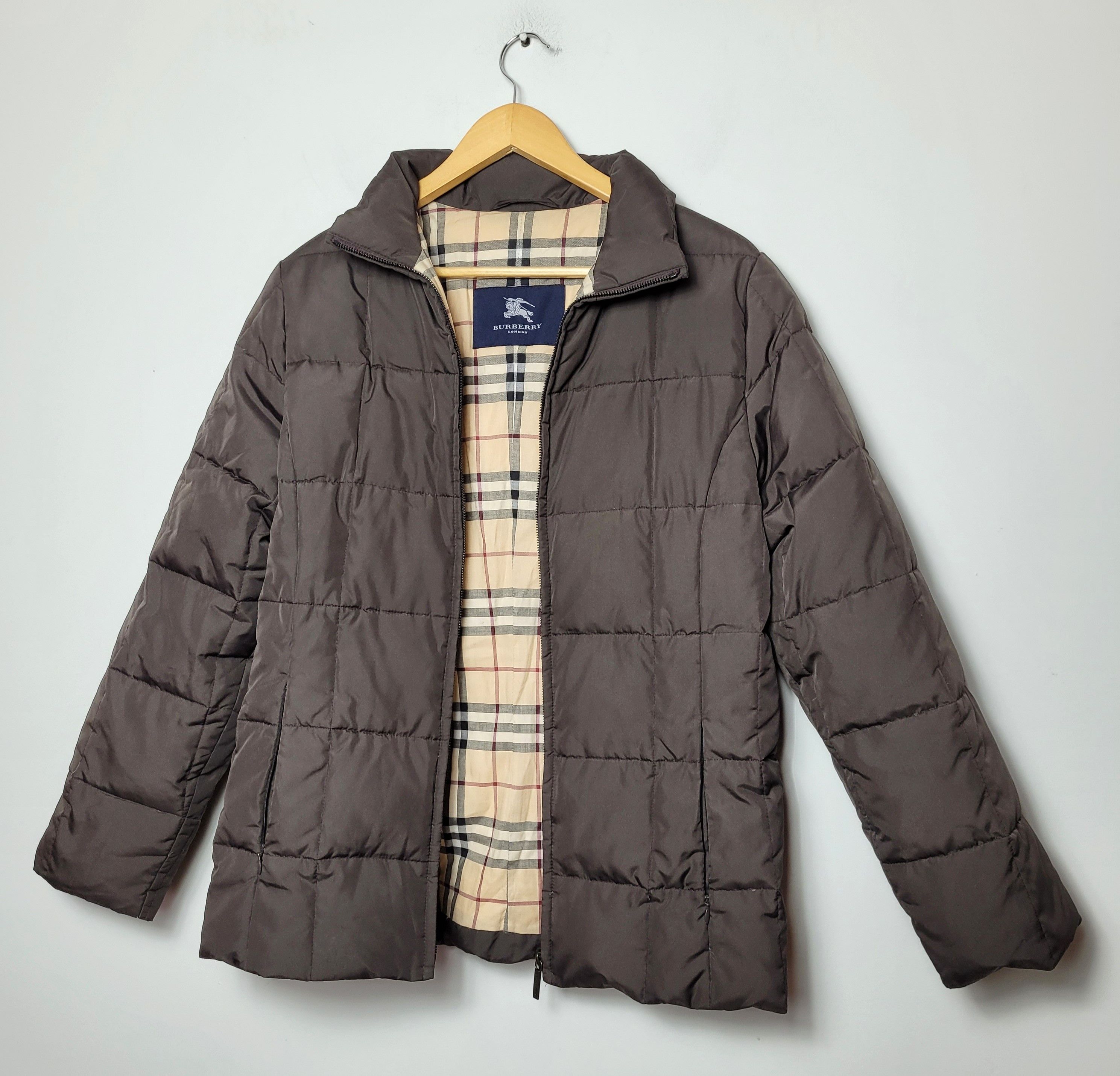 Burberry Burberry puffer jacket Size M / US 6-8 / IT 42-44 - 2 Thumbnail