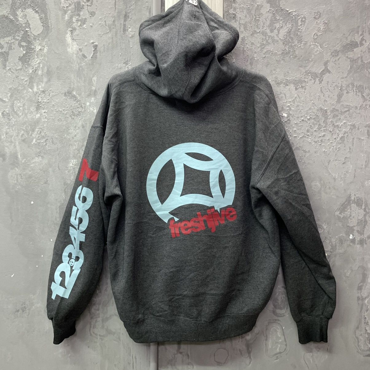 Freshjive Vintage Freshjive Hooded Sweater Big logo Spell out Size US L / EU 52-54 / 3 - 12 Thumbnail