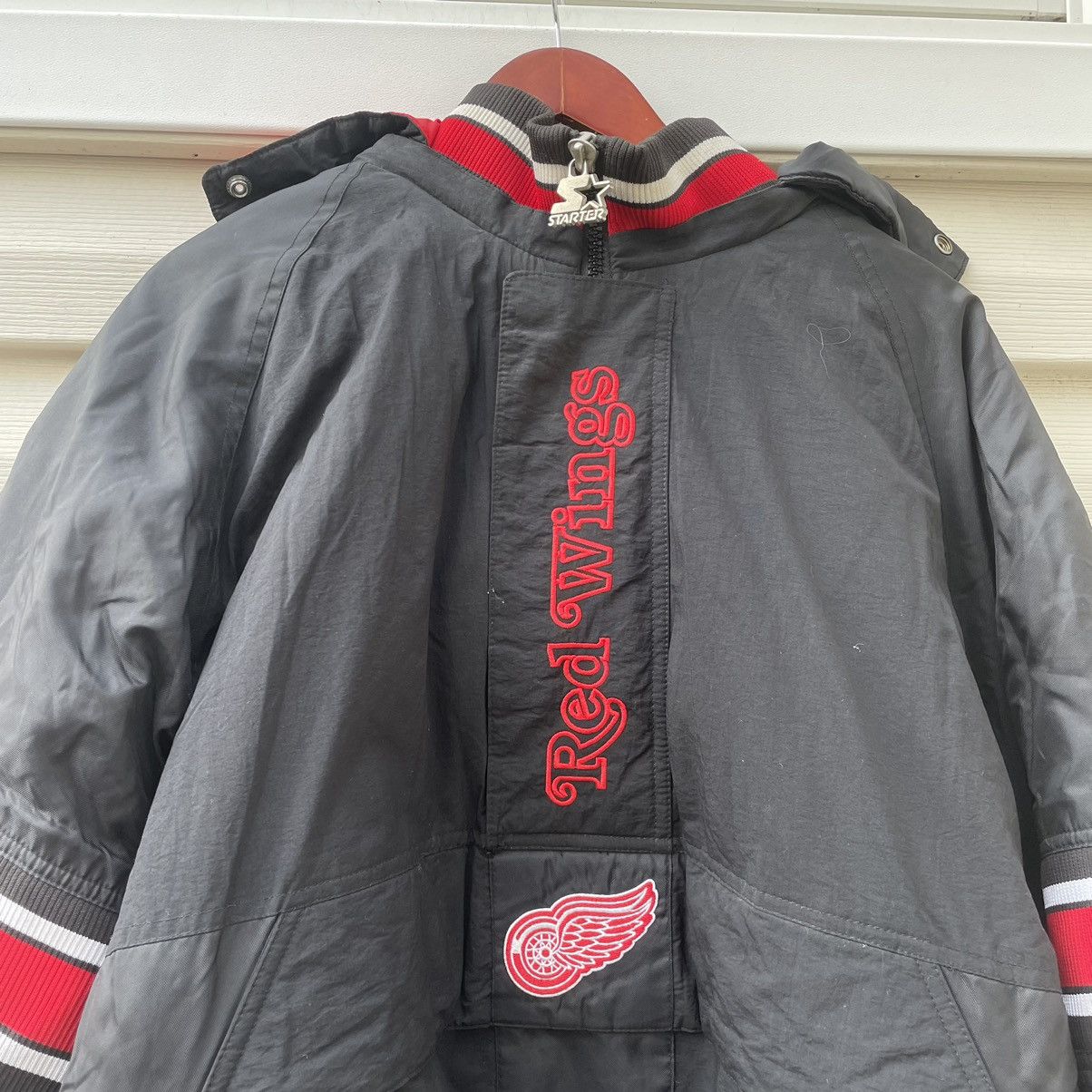 NHL × Starter × Vintage 90s starter Detroit Red Wings puffer jacket w/ hood Size US L / EU 52-54 / 3 - 3 Thumbnail