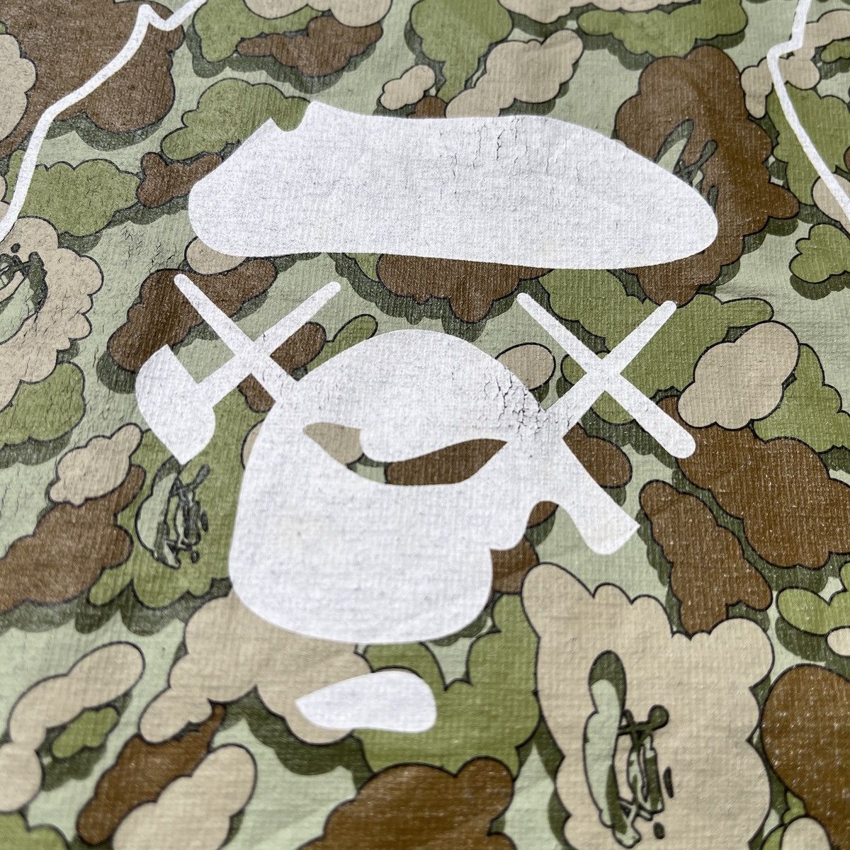 Bape × Kaws Nigo Bape X Kaws Camouflage Bape Tee Vintage Size US M / EU 48-50 / 2 - 14 Thumbnail