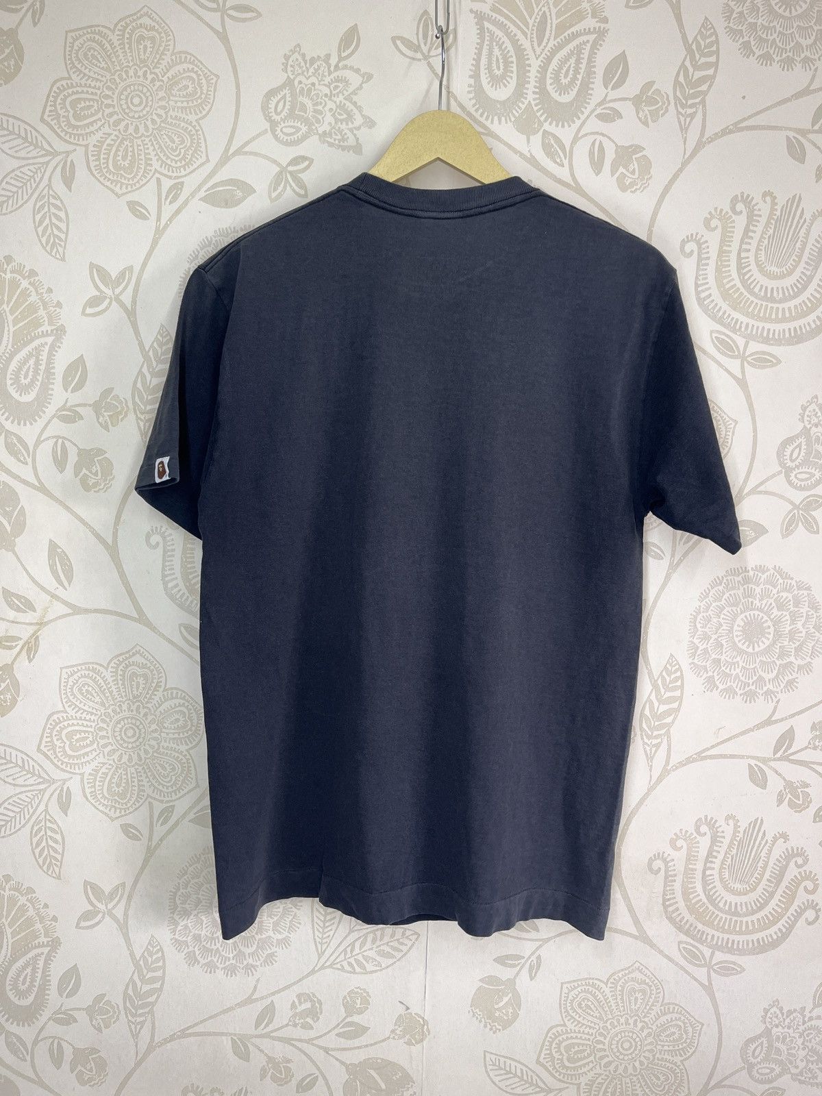 Bape × Kaws Nigo Bape X Kaws Camouflage Bape Tee Vintage Size US M / EU 48-50 / 2 - 21 Thumbnail