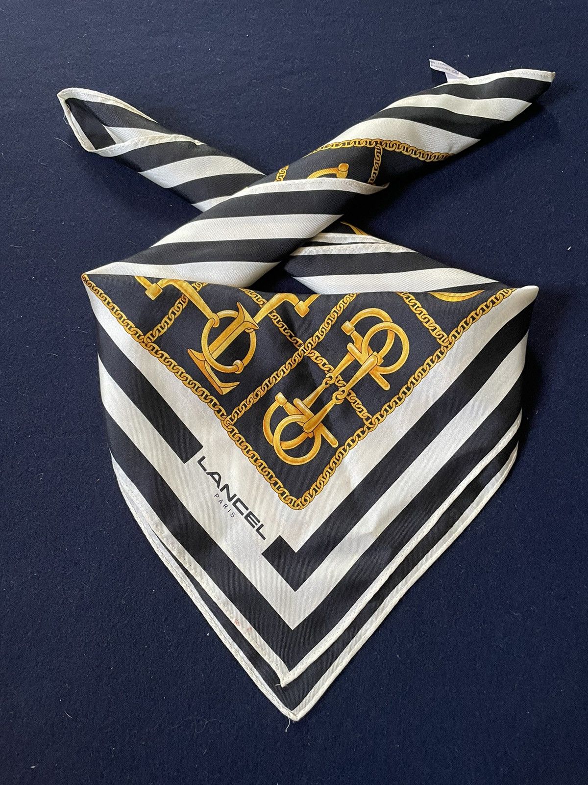 Lanvin × Other × Vintage Lanvin handkercheif / Bandana / Pocketsquare Size ONE SIZE - 1 Thumbnail
