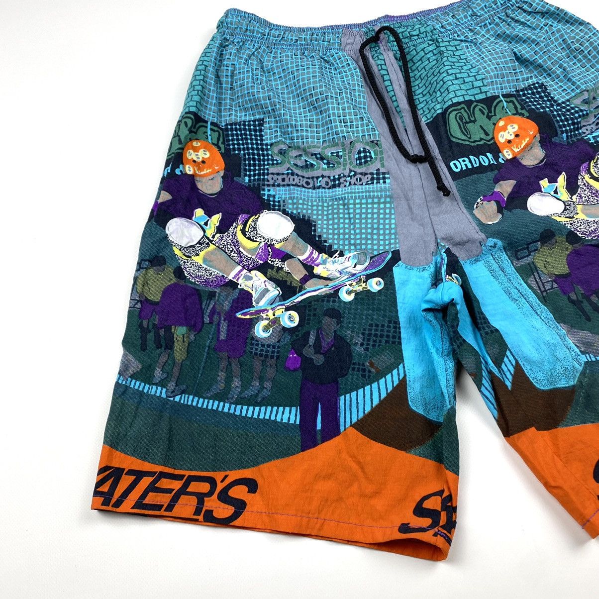 Vintage 90’s Full Print Skate Gang Shorts Hook-ups Girl Skateboards Size US 33 - 5 Thumbnail