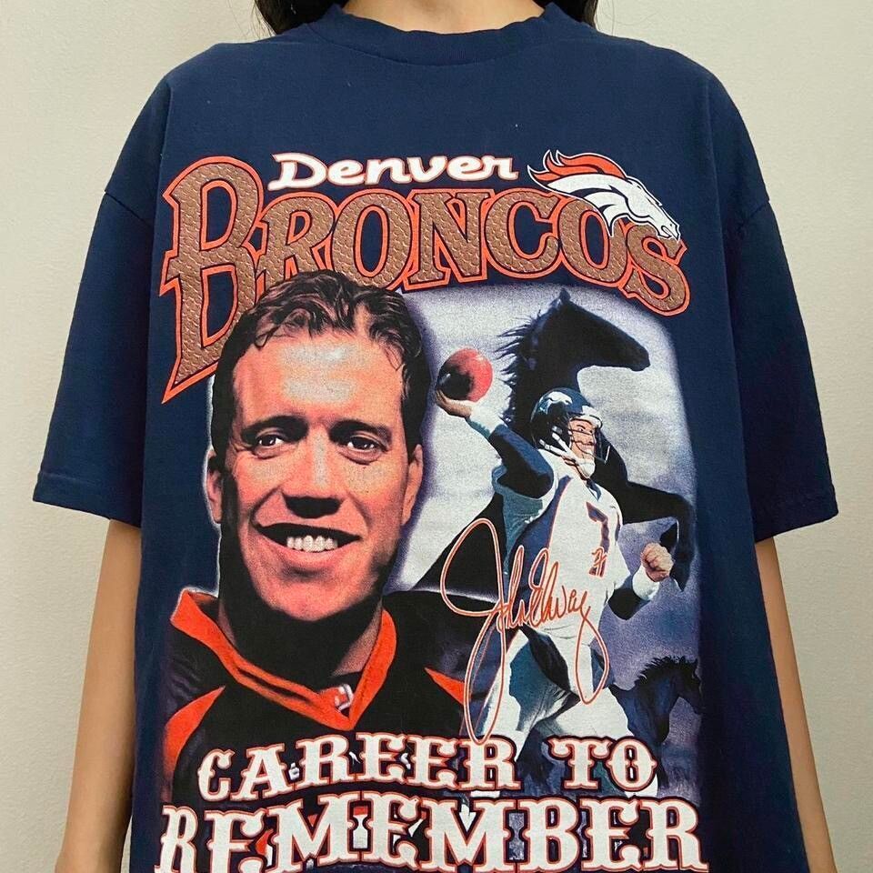 Vintage Vintage NFL Denver Broncos 1999 Graphics Tee Shirt Size US L / EU 52-54 / 3 - 1 Preview