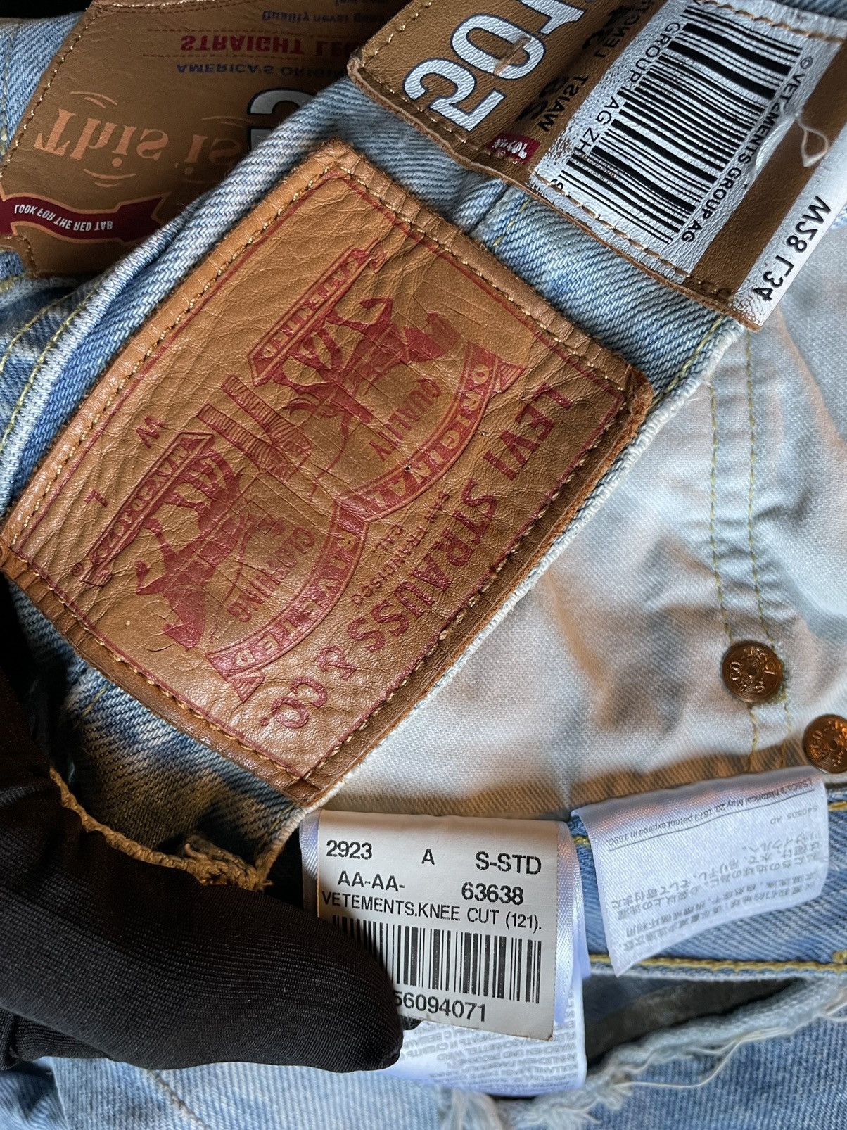 Vetements SS18 knee-cut jeans Size US 30 / EU 46 - 7 Thumbnail