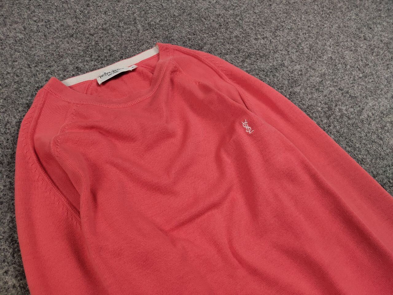 Yves Saint Laurent Vintage Yves Saint Laurent YSL logo light Coral Knit Sweater Size US XL / EU 56 / 4 - 12 Thumbnail