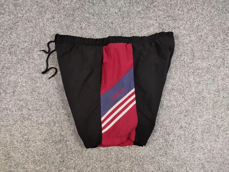 Adidas Vintage 90's Adidas Shorts Logo Black Casual Y2K Streetwear Size US 34 / EU 50 - 5 Thumbnail