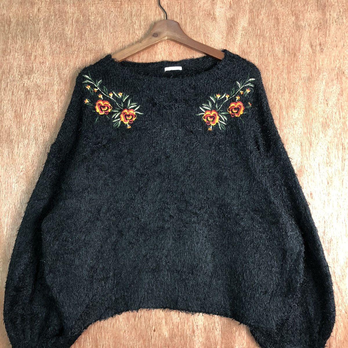 Homespun Knitwear × Japanese Brand Japan GU Flower Black Mohair Baggy Knitwear Size US L / EU 52-54 / 3 - 3 Thumbnail