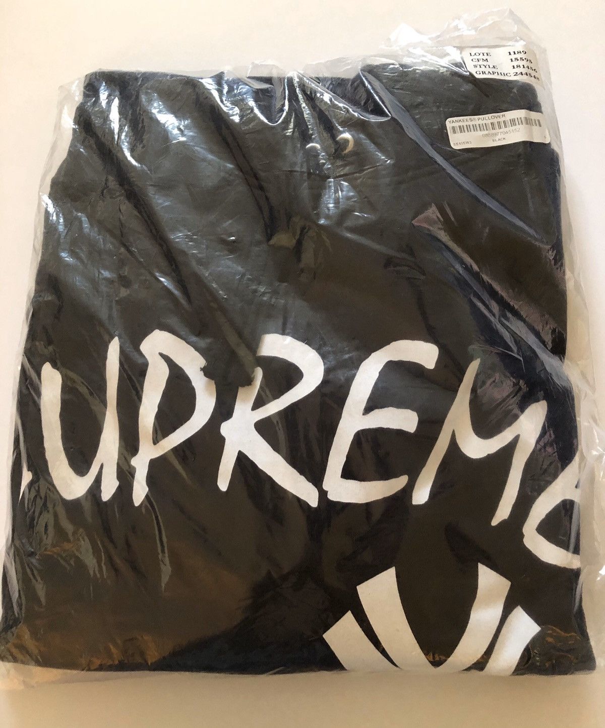 Supreme Supreme Yankees Hoodie Black Small NEW Size US S / EU 44-46 / 1 - 4 Thumbnail