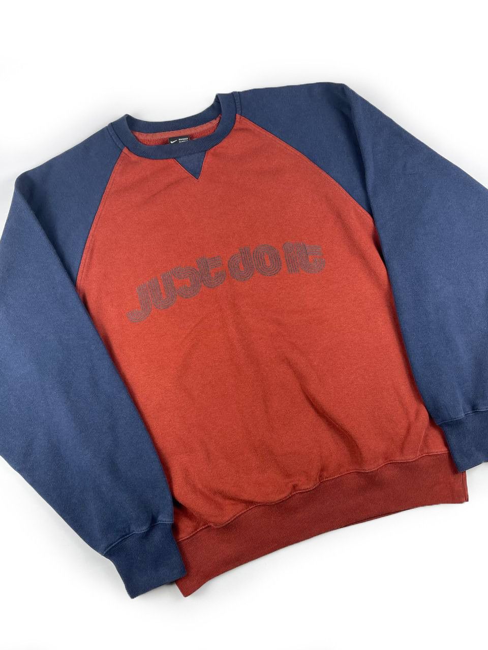 Nike × Vintage Y2K Nike Vintage Oversize Sweatshirt Size: L Size US L / EU 52-54 / 3 - 1 Thumbnail