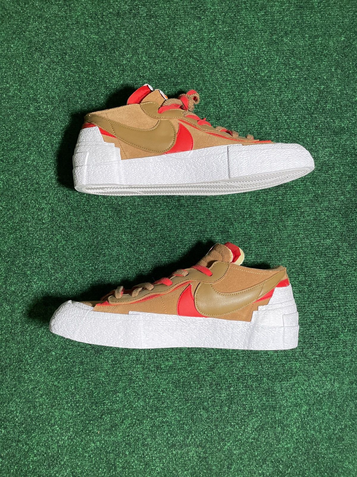 Nike × Sacai Sacai X Nike Blazer Low Size US 11.5 / EU 44-45 - 2 Thumbnail
