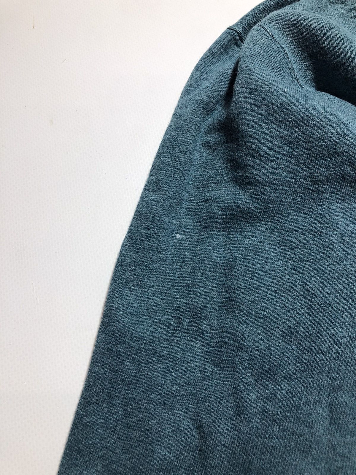 Hugo Boss Hugo Boss Vintage Sweatshirt Size US L / EU 52-54 / 3 - 6 Thumbnail