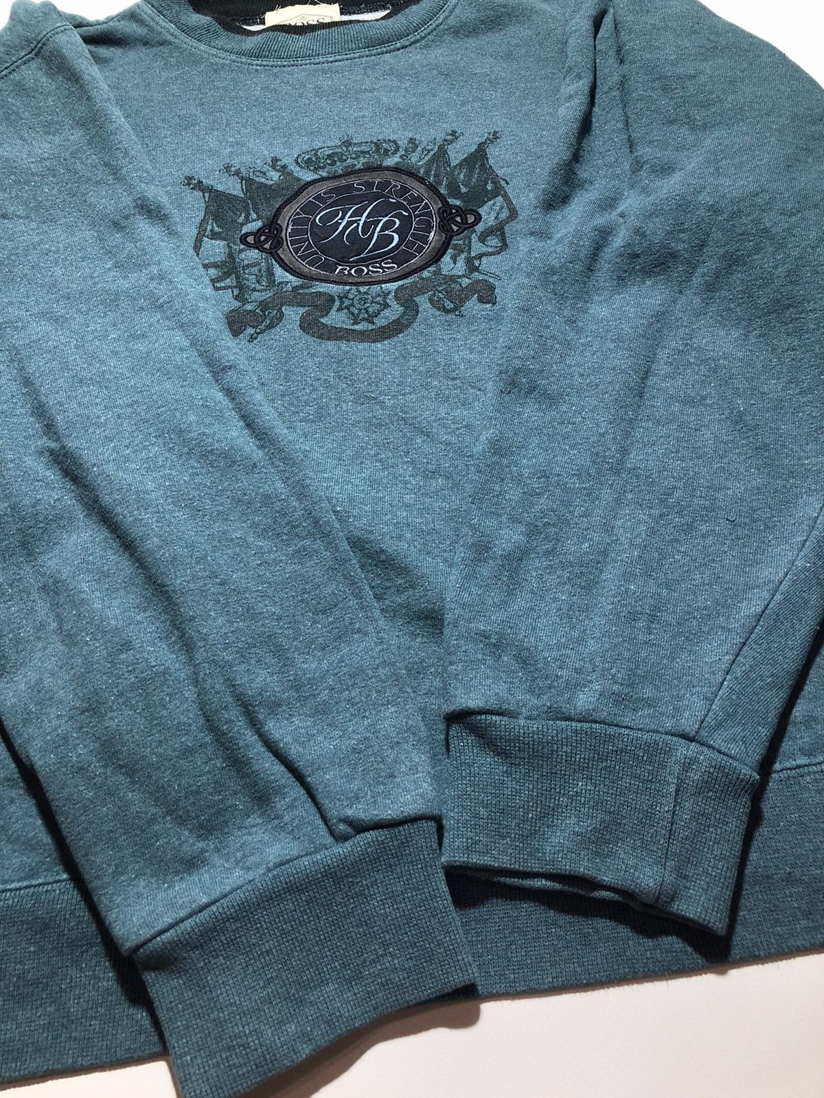 Hugo Boss Hugo Boss Vintage Sweatshirt Size US L / EU 52-54 / 3 - 4 Thumbnail