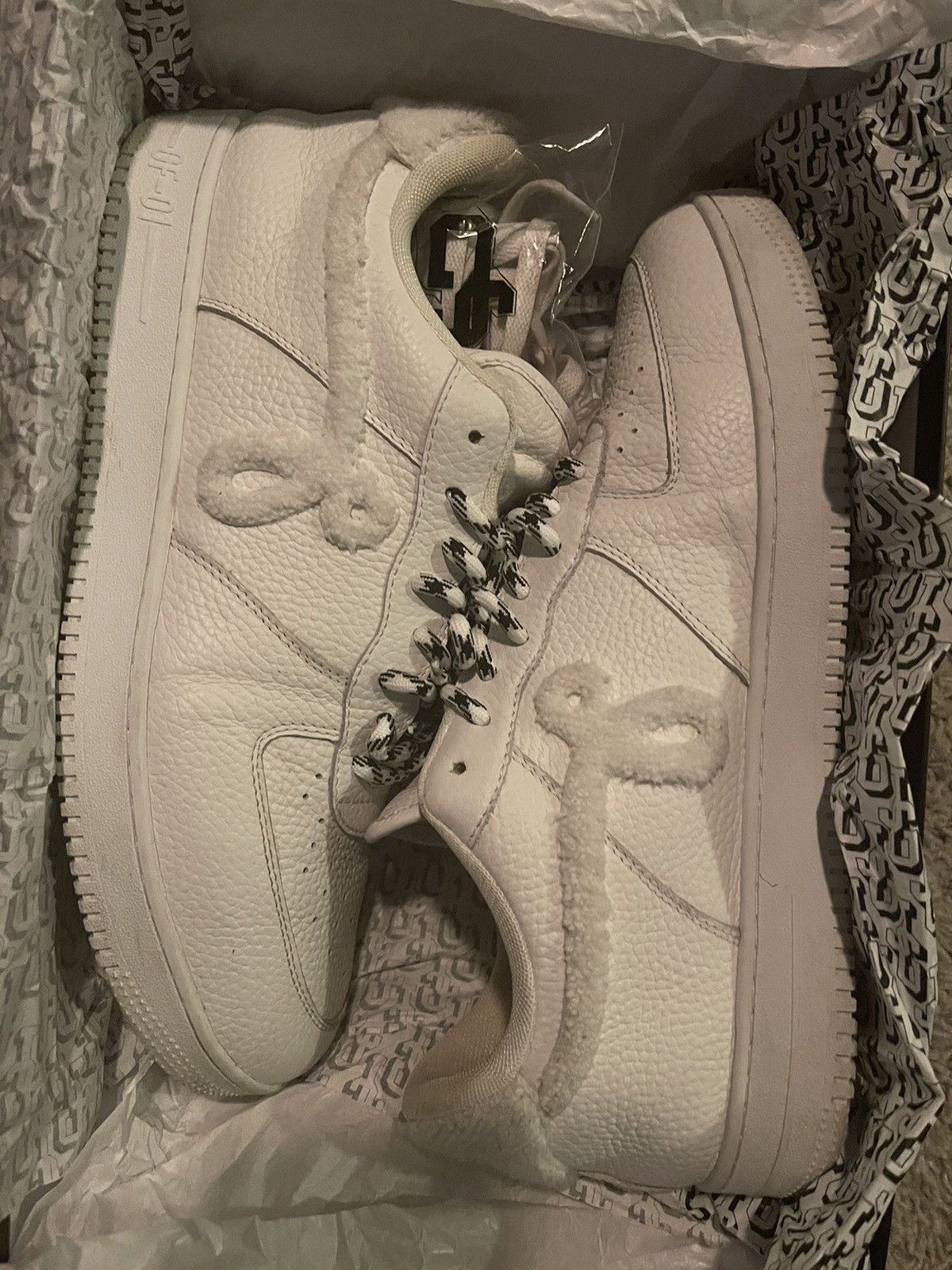 John Geiger AG1 white Size US 13 / EU 46 - 1 Thumbnail