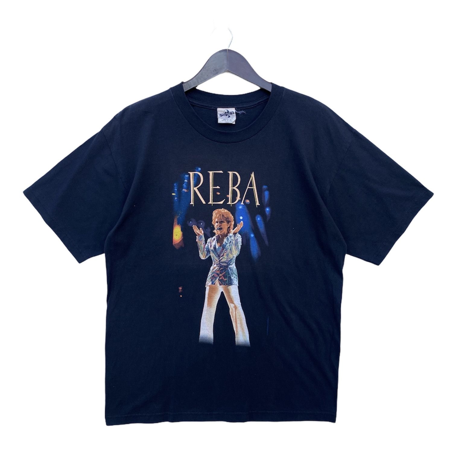 Band Tees VINTAGE 90s REBA country singer / songwriter tee shirt Size US L / EU 52-54 / 3 - 1 Thumbnail