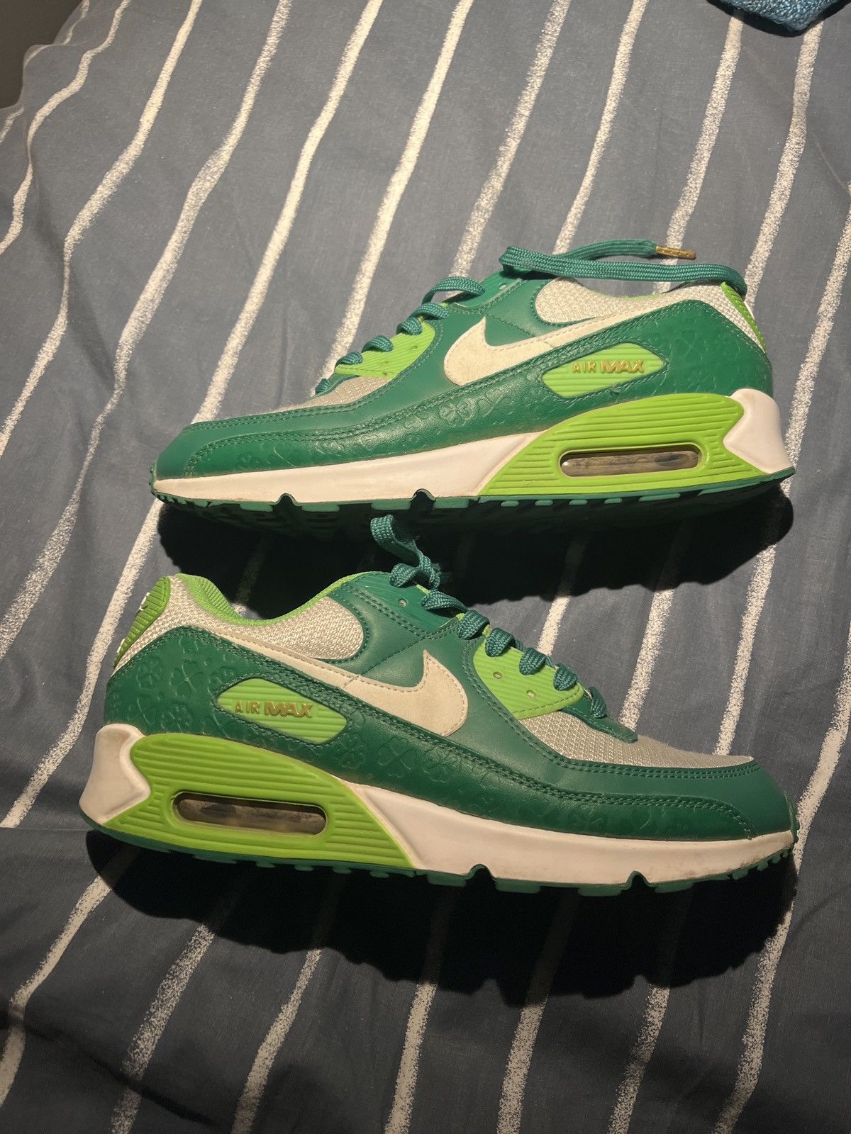 Nike air maxs