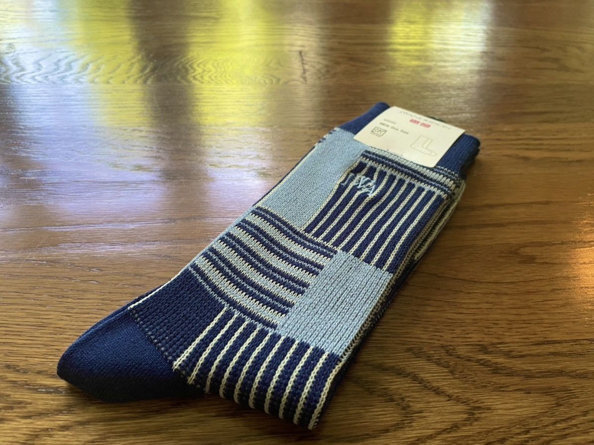 JW Anderson × Uniqlo Blue Navy White Patchwork Socks Dress Crew Tube Cotton Logo Size ONE SIZE - 5 Thumbnail
