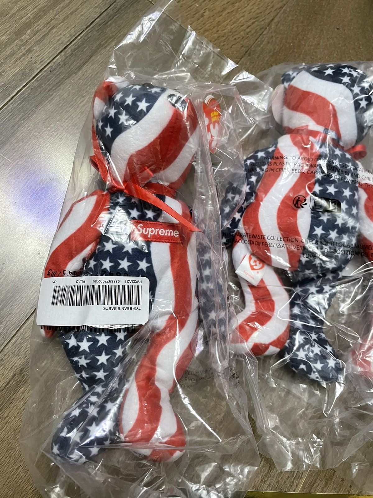 supreme ty beanie Baby （3）
