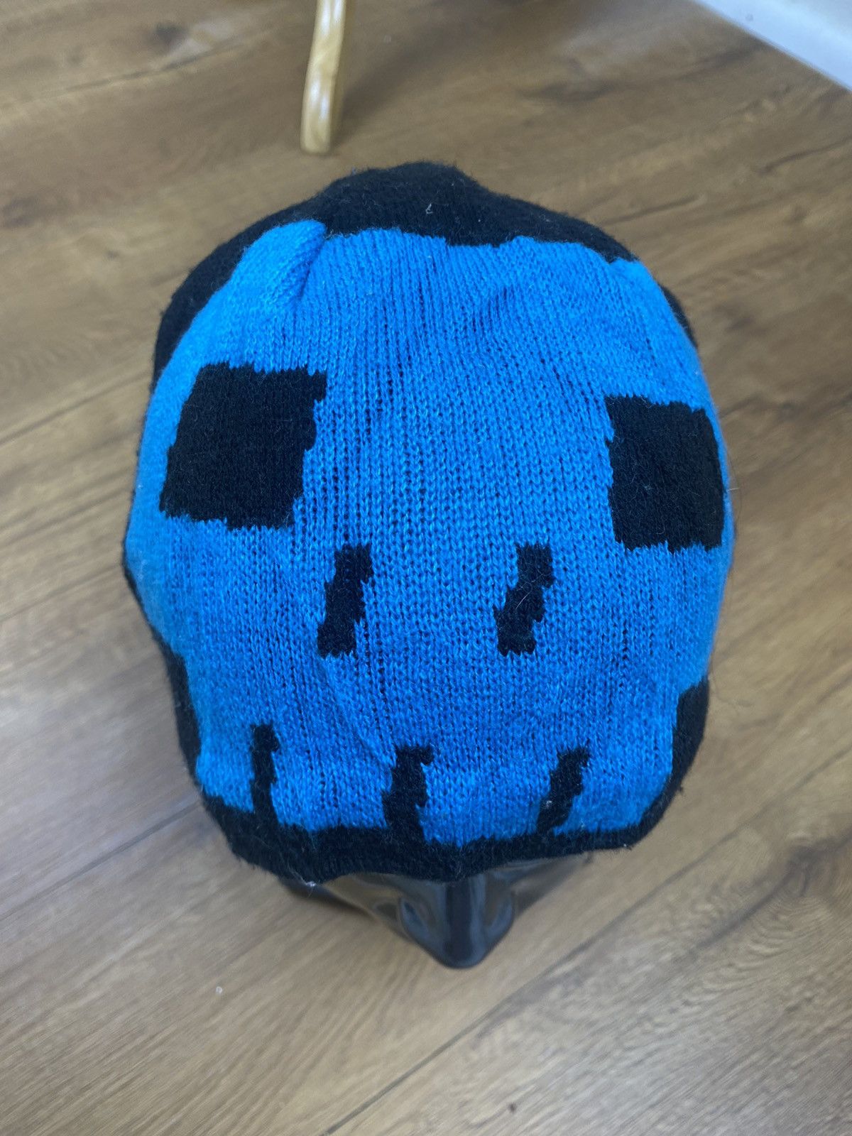 Japanese Brand Leki Skull Winter Beanie Hat Size ONE SIZE - 1 Thumbnail