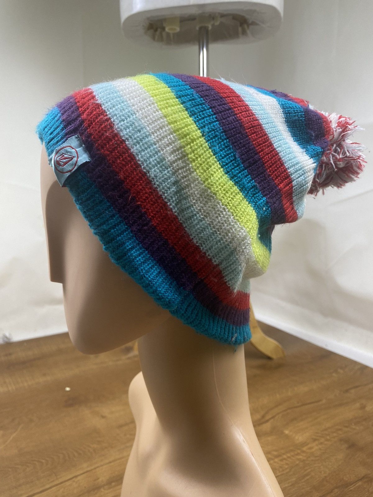 Volcom Vintage Volcom Stripe Multicolour Beanie Hat Skateboarding Size ONE SIZE - 2 Thumbnail