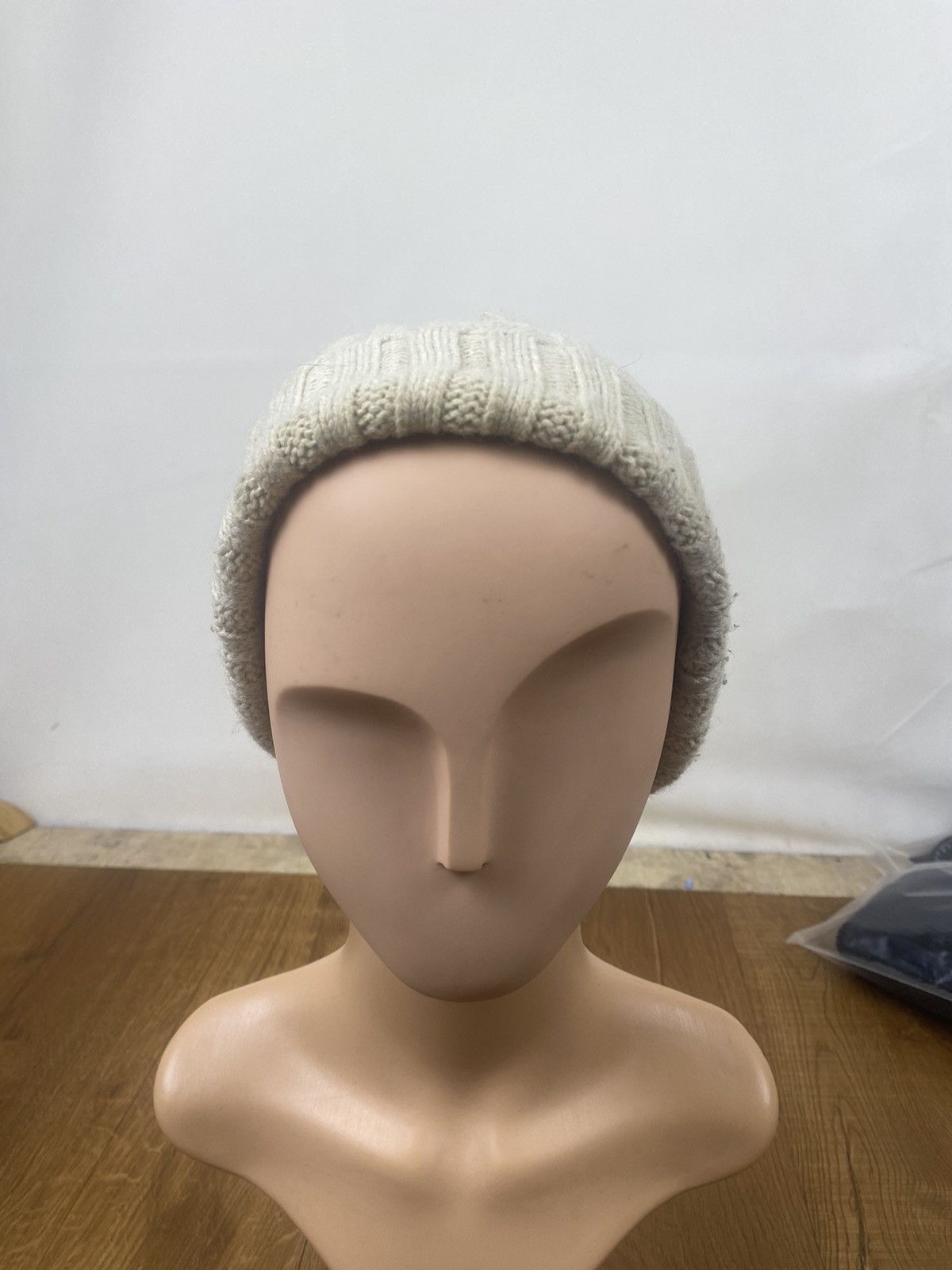 Other Unknown Brand Plain Knitted Beanie Hat Size ONE SIZE - 3 Thumbnail