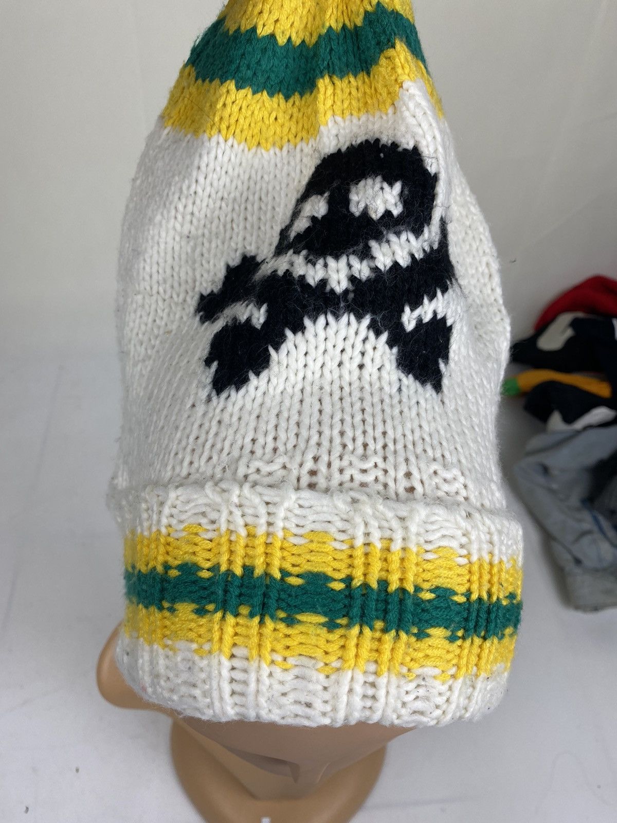 Japanese Brand Skulls Pom Beanie Hat Streetwear Winter Fashion Size ONE SIZE - 2 Thumbnail