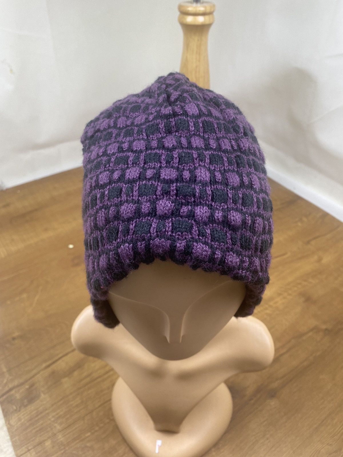 Japanese Brand Purple Knitted Winter Hat Size ONE SIZE - 1 Thumbnail