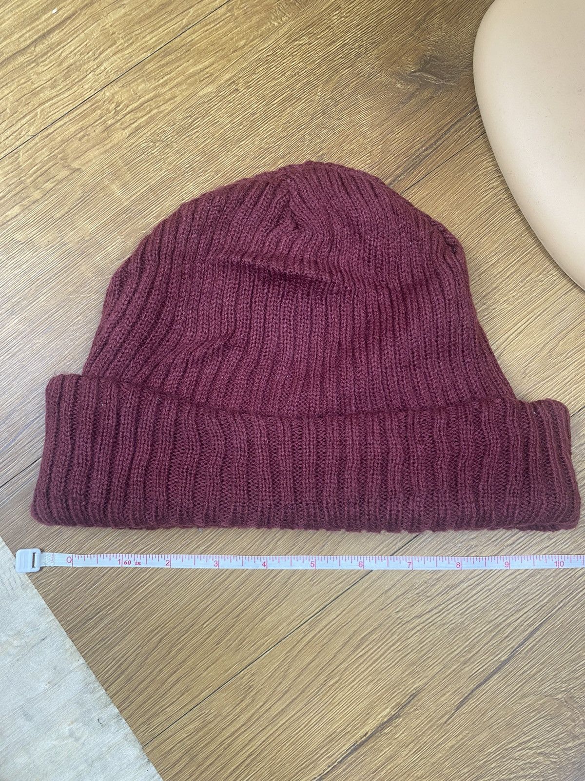 Vintage Vintage Maroon Plain Winter Beanie Hat Size ONE SIZE - 5 Thumbnail
