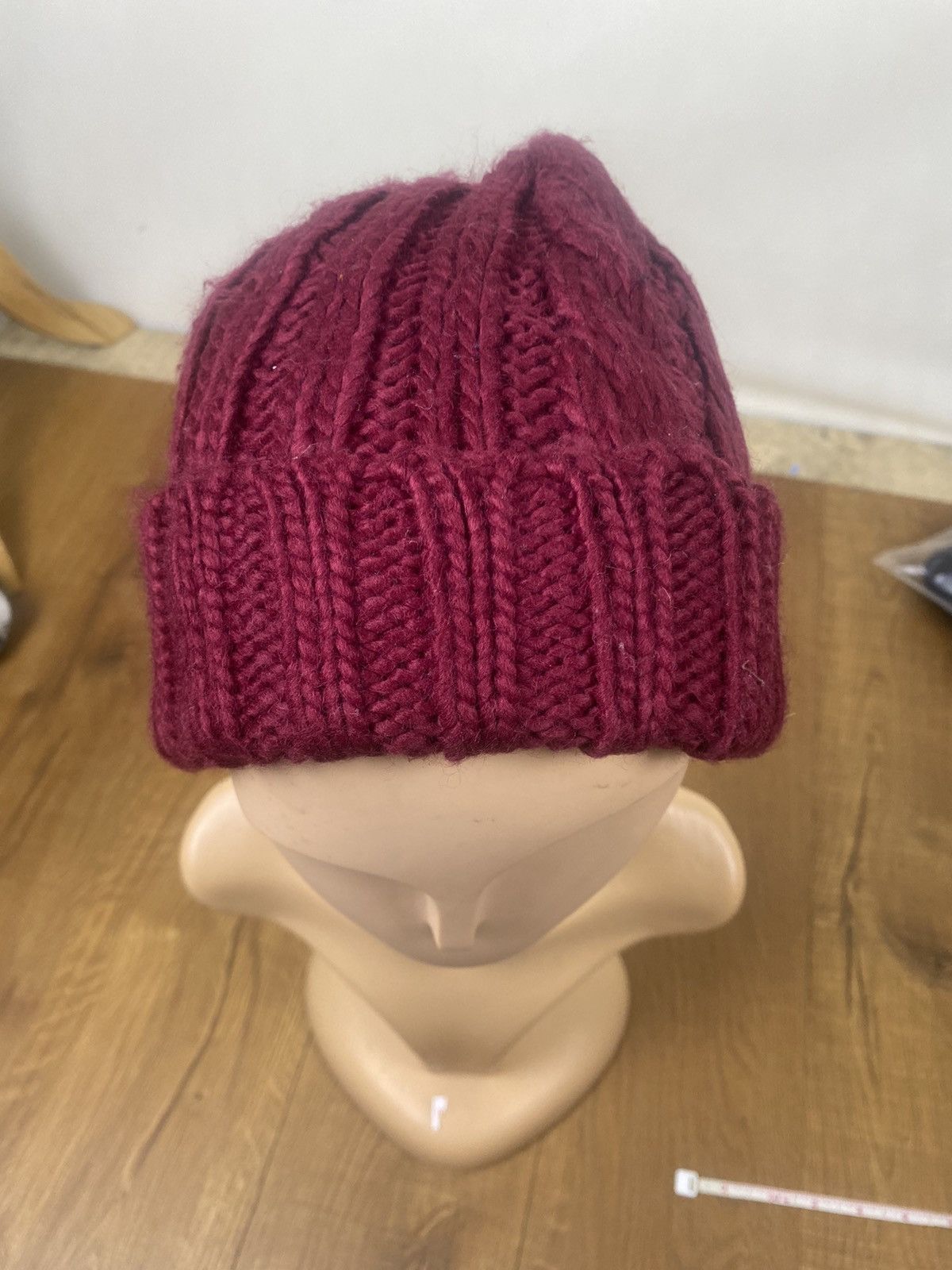 Vintage Unbrand Maroon Plain Winter Hat Size ONE SIZE - 1 Thumbnail
