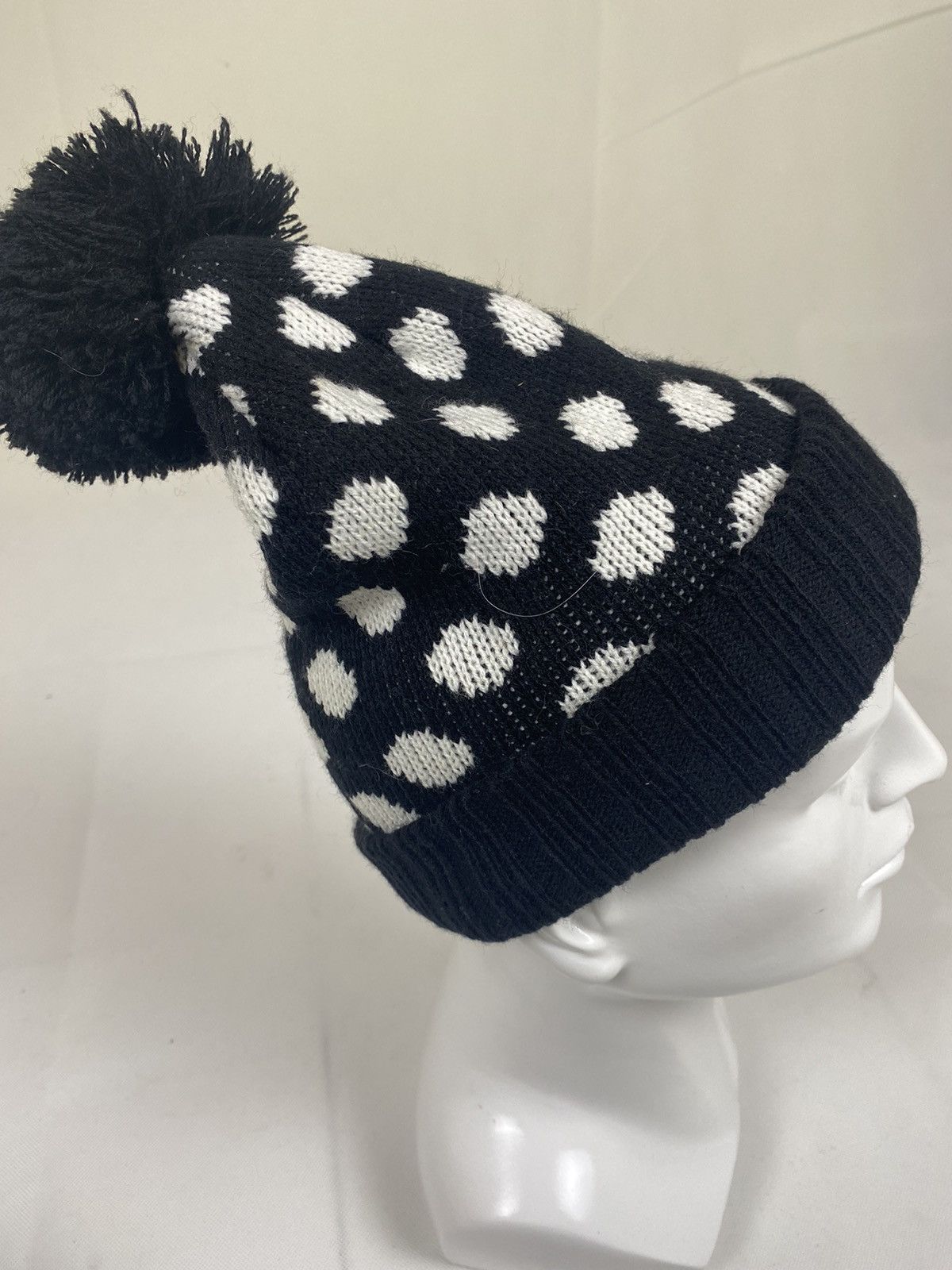 Other Black Polka Dot Beanie Hat Size ONE SIZE - 2 Thumbnail