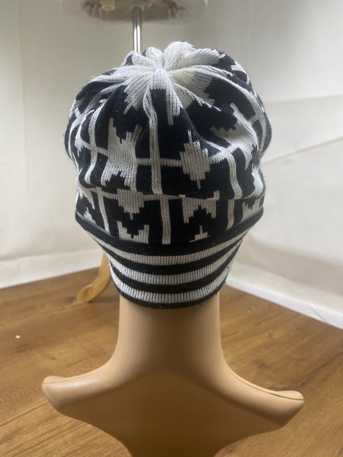 Mickey Mouse Vintage Mickey Mouse (M) Monogram Winter Beanie Hat Size ONE SIZE - 3 Thumbnail