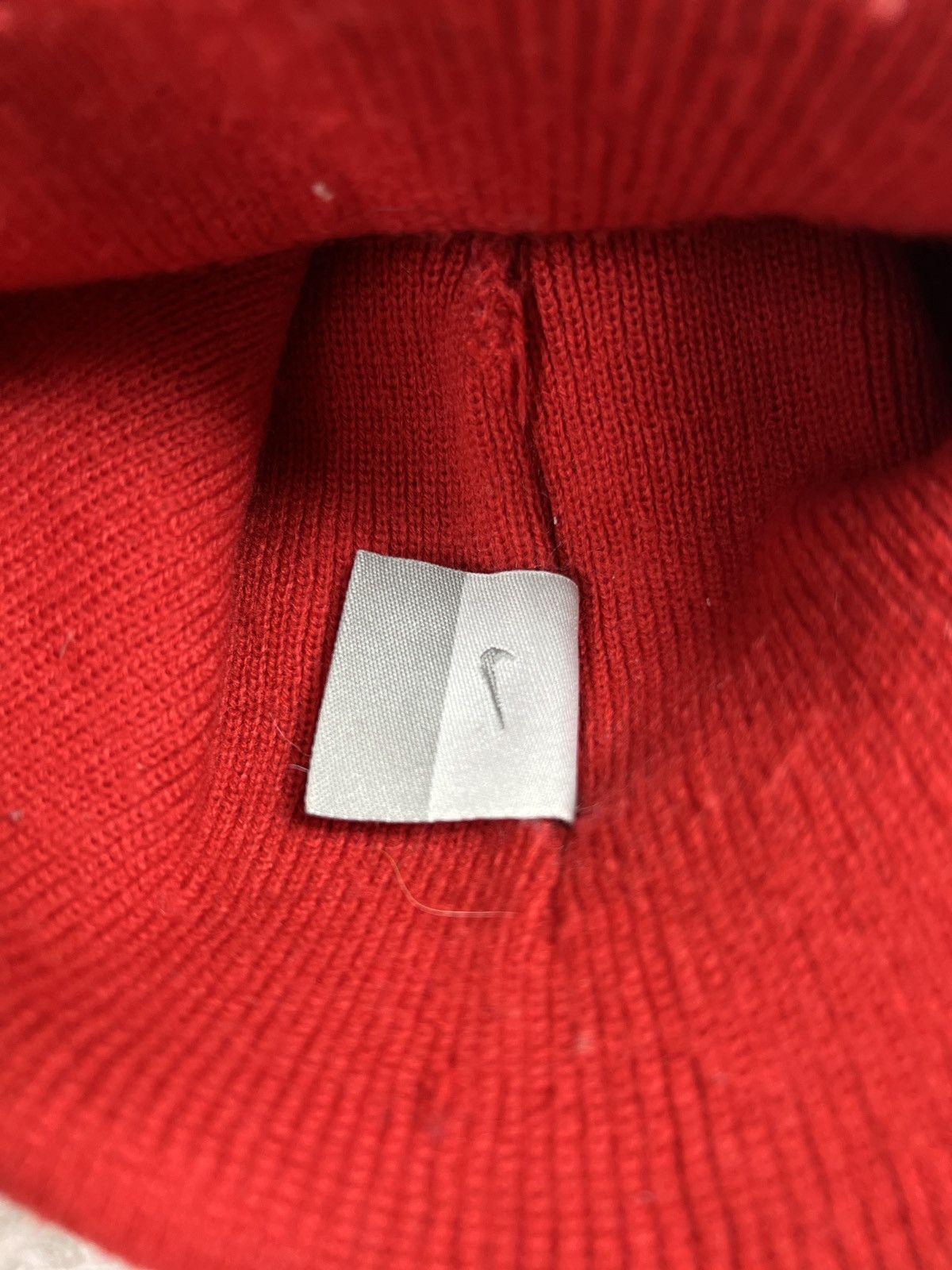 Nike Vintage Nike Swoosh Red Beanie Hat Size ONE SIZE - 4 Thumbnail