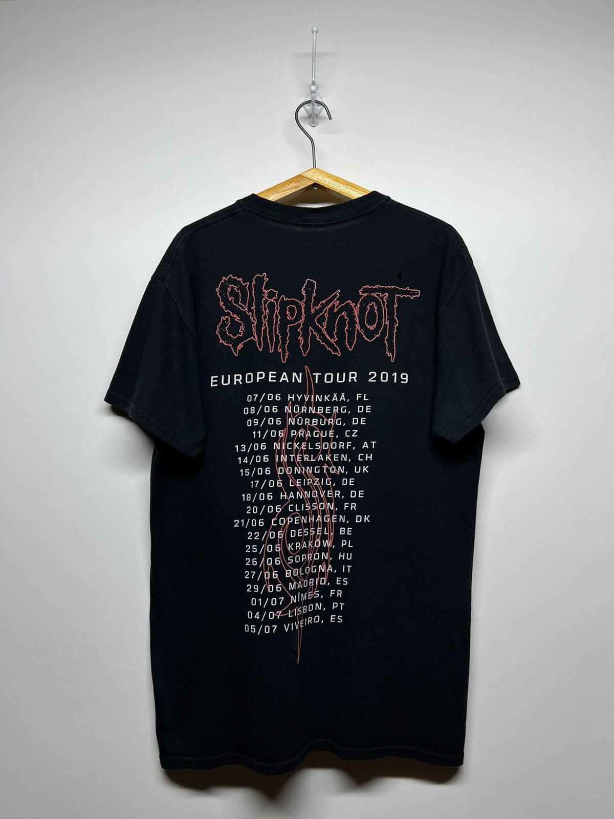 Band Tees × Slipknot Y2k Faded Slipknot 2019 European Tour T-Shirt Size US S / EU 44-46 / 1 - 5 Thumbnail