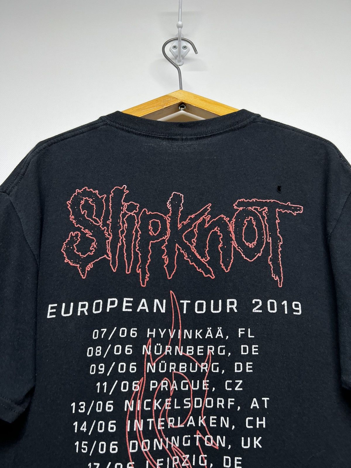 Band Tees × Slipknot Y2k Faded Slipknot 2019 European Tour T-Shirt Size US S / EU 44-46 / 1 - 6 Thumbnail