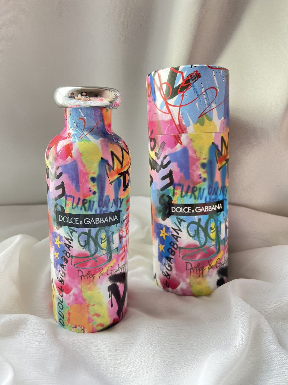Dolce & Gabbana Dolce & Gabbana x Guzzini Graffiti Print