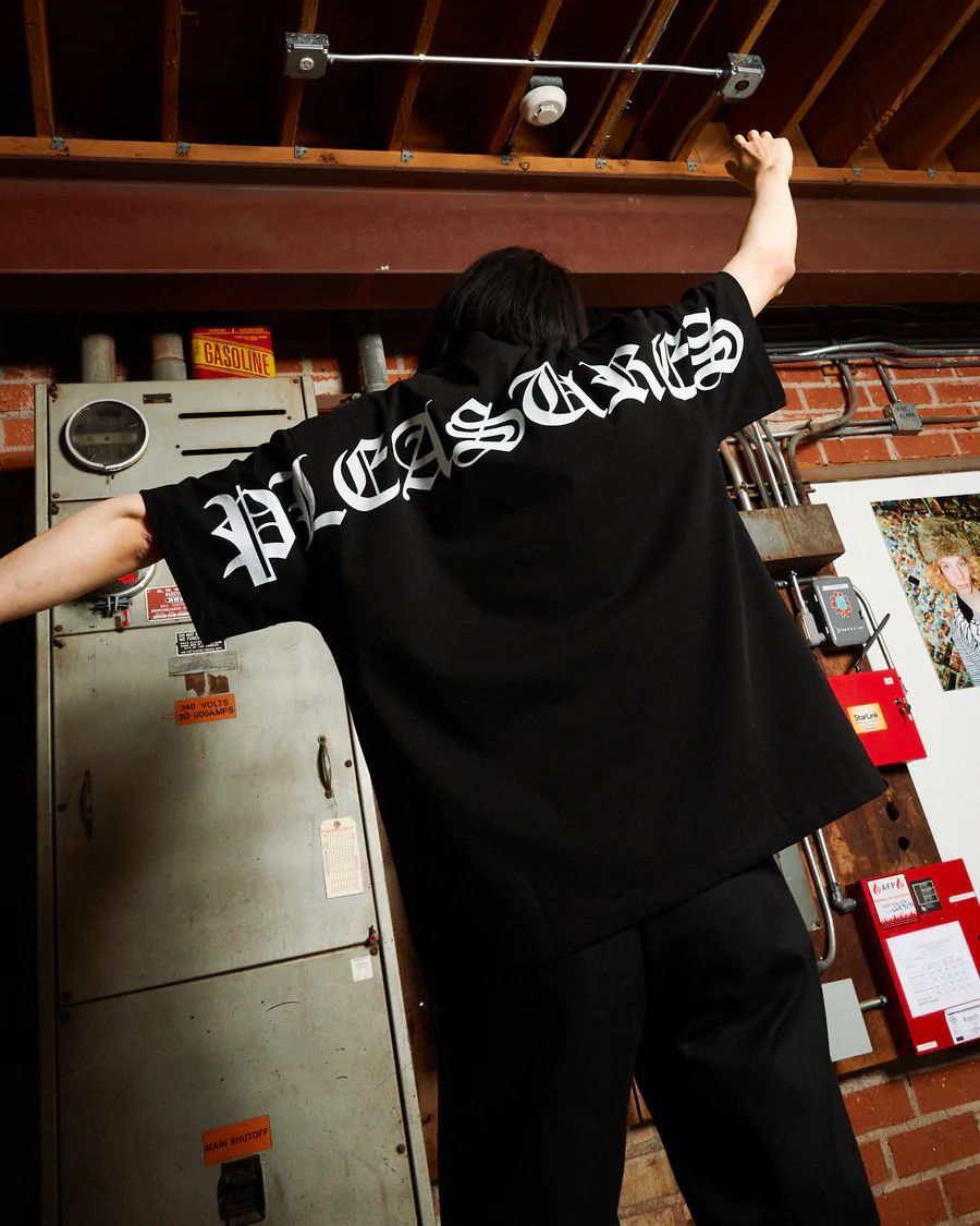 Pleasures Neural Heavyweight Tee Size US L / EU 52-54 / 3 - 1 Thumbnail