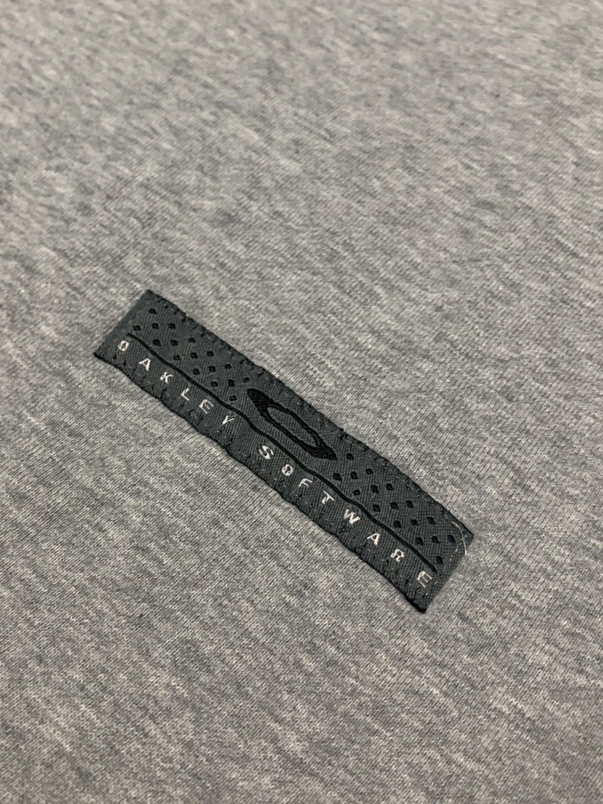 Other Oakley software crewneck iconic logo Size US XL / EU 56 / 4 - 3 Thumbnail