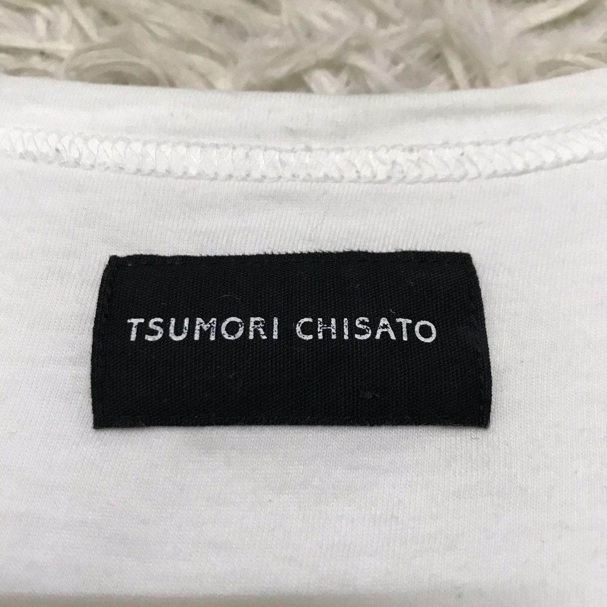 Issey Miyake Vintage 90s Tsumori Chisato fullprint Tshirt Size US S / EU 44-46 / 1 - 7 Thumbnail