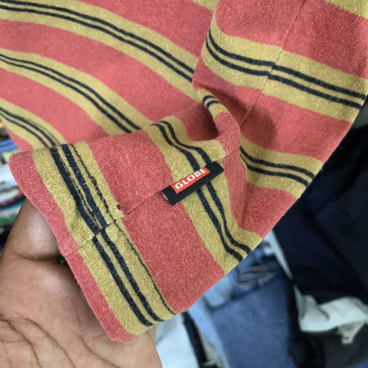 GLOBE STRIPE SMALL CHEST LOGO, image size:1204x1204