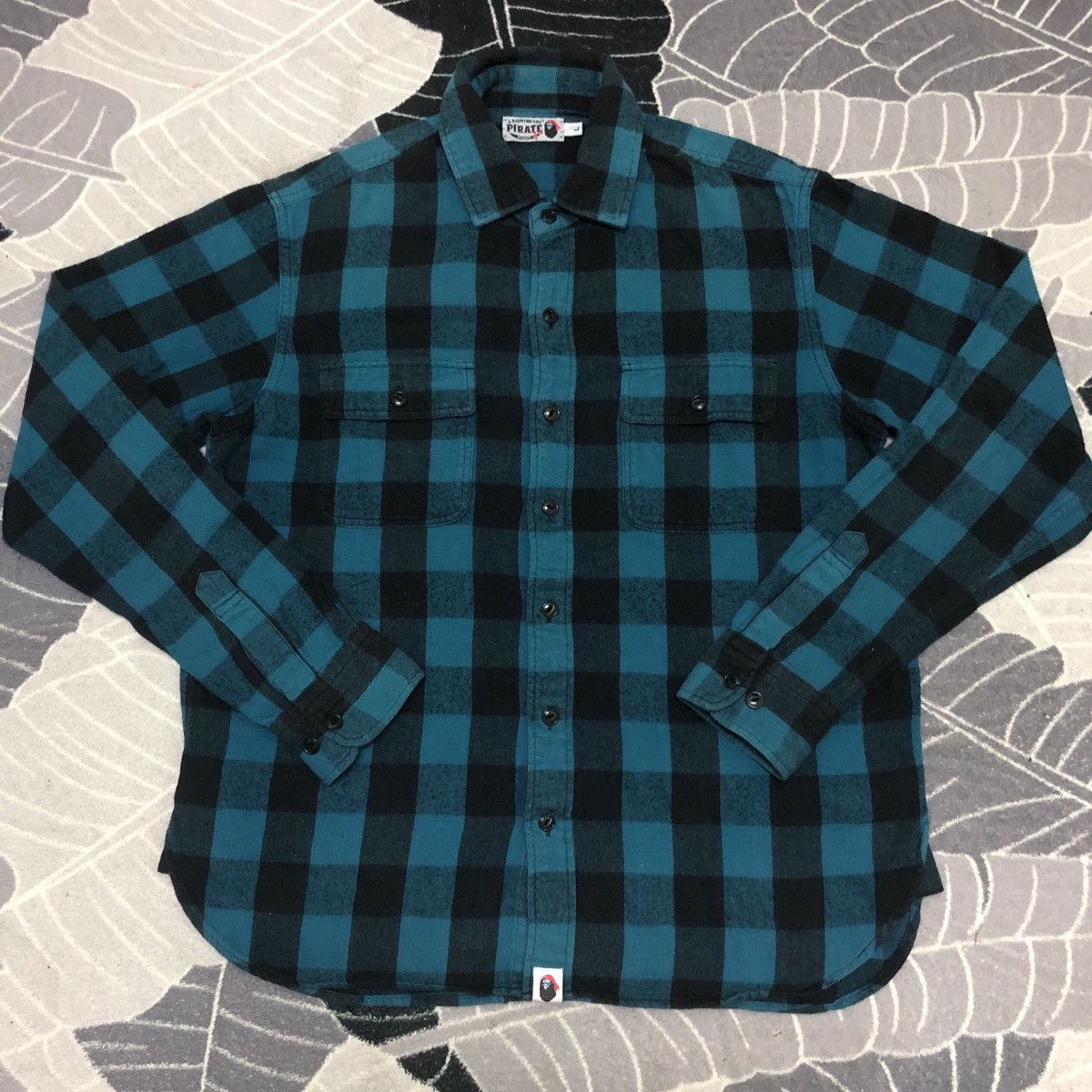 Bape A Bathing Ape Pirate Store Check Flannel Shirts Size US L / EU 52-54 / 3 - 1 Thumbnail