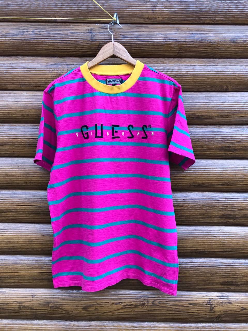 Guess Guess x J Balvin Vibras T-Shirt Pink 80s Retro Vintage Size US M / EU 48-50 / 2 - 1 Thumbnail