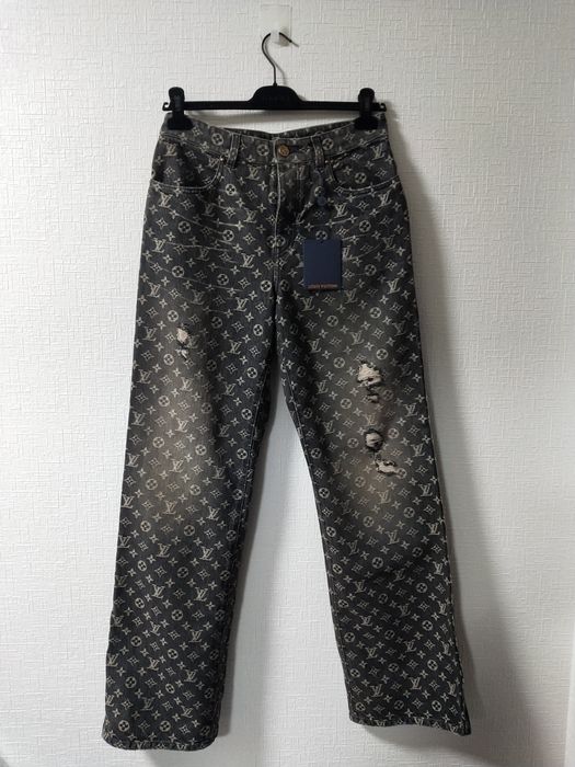 Louis Vuitton Monogram Pants BLACK. Size 46