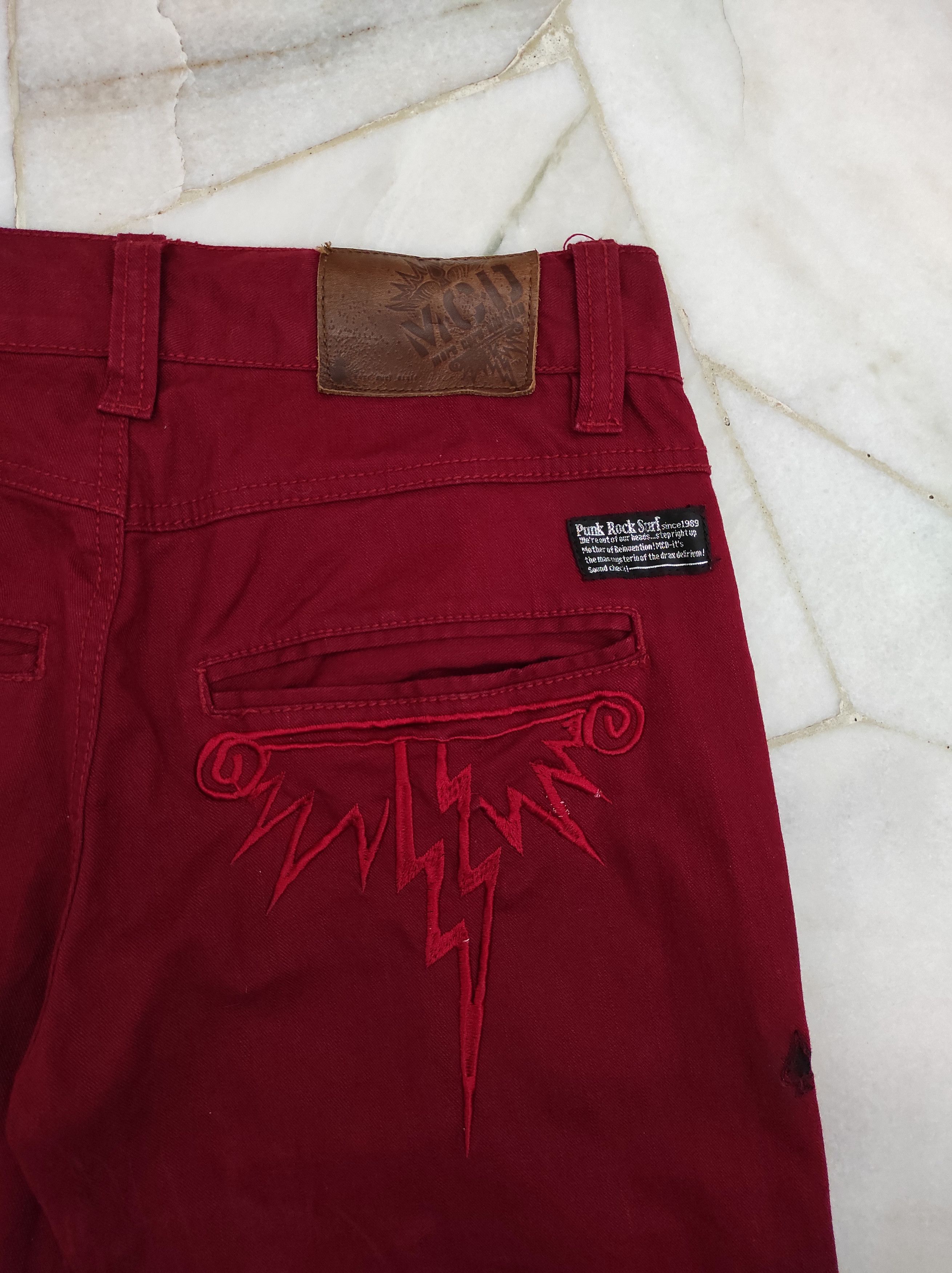 Gotcha MORE CORE DIVISION M.C.D Punk Rock Surf by Michael Tomson Size US 31 - 12 Thumbnail