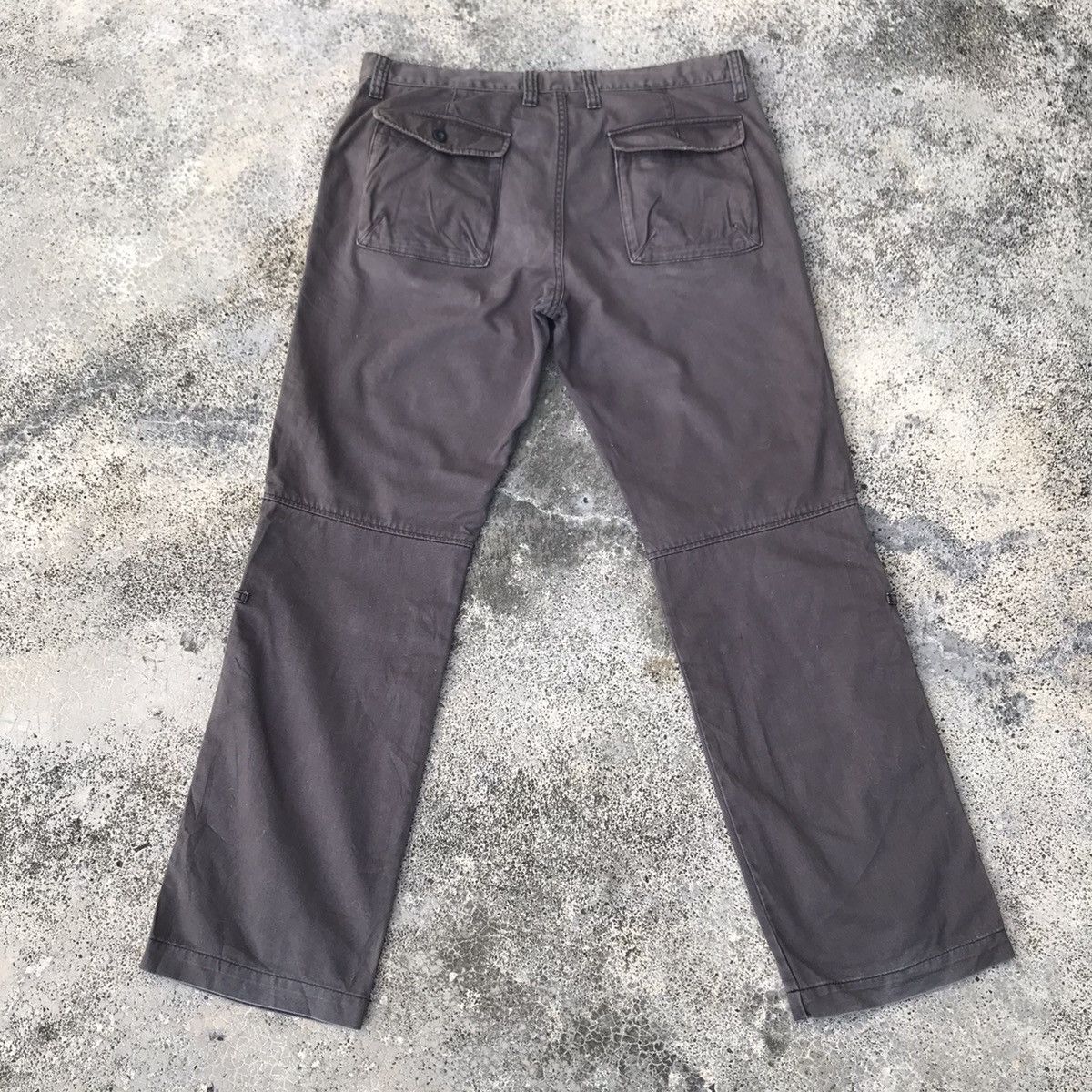 Japanese Brand Japanese Vintage Trousers Faded Tactical Cargo Pants Size US 35 - 12 Thumbnail